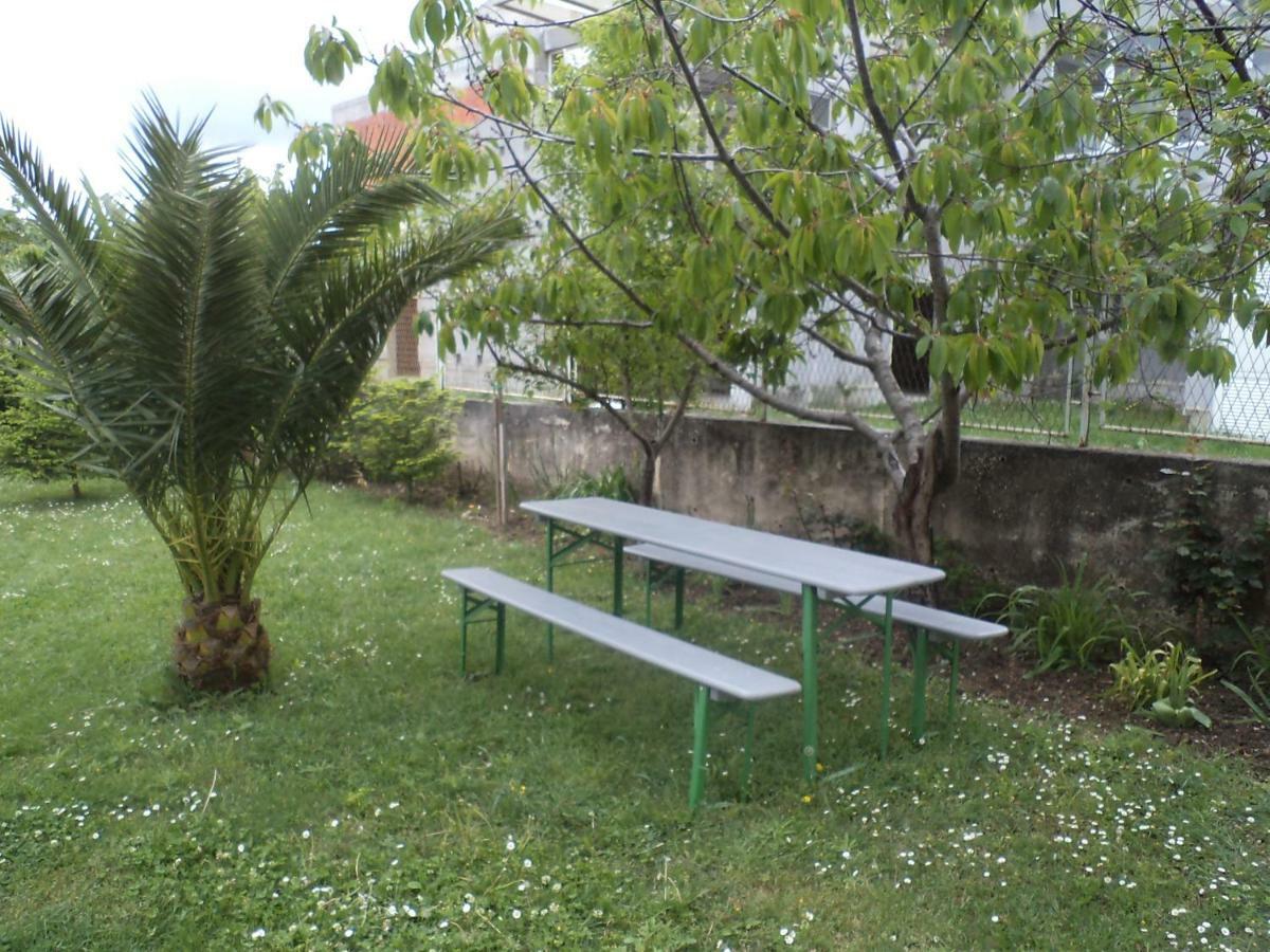Apartman Jezidzic Kaštela Esterno foto